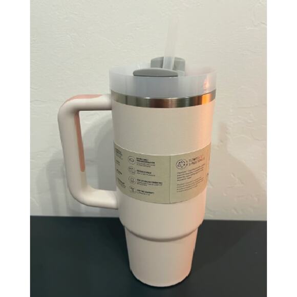 Stanley Cream Adventure  Insulated Quencher H2.0 Travel Tumbler with Handle 40oz - Picture 2 of 5